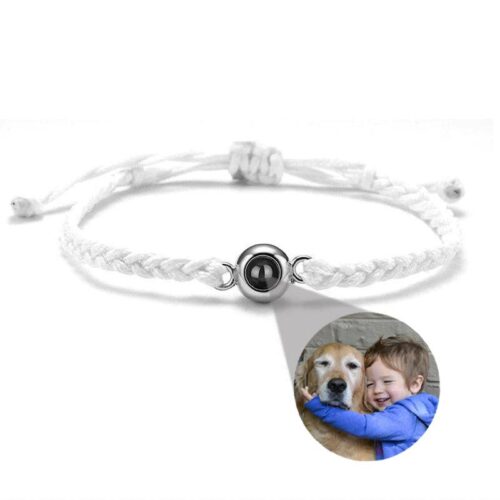 Pulsera tejida con dije redondo