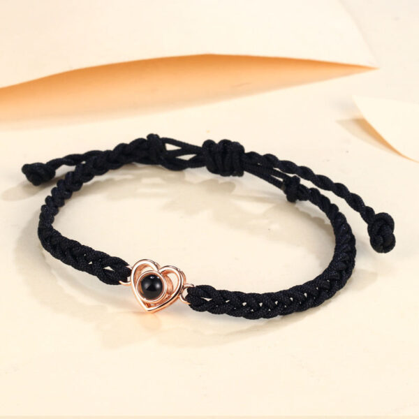 Pulsera tejida de corazón - Imagen 4