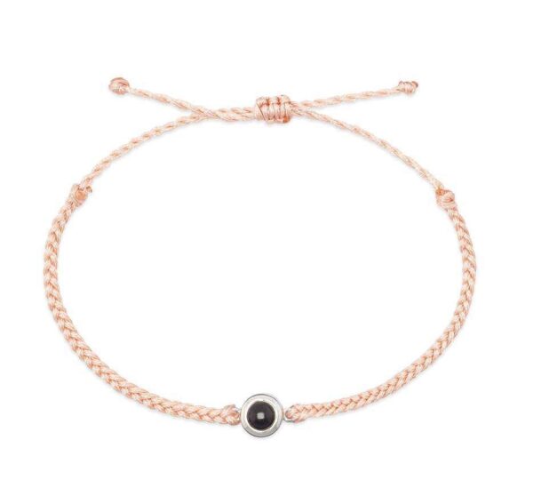 Pulsera tejida con dije circular - Imagen 4