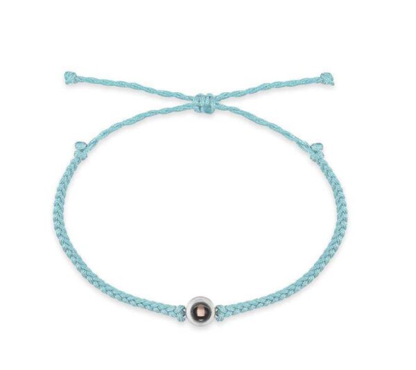 Pulsera tejida con dije circular - Imagen 3